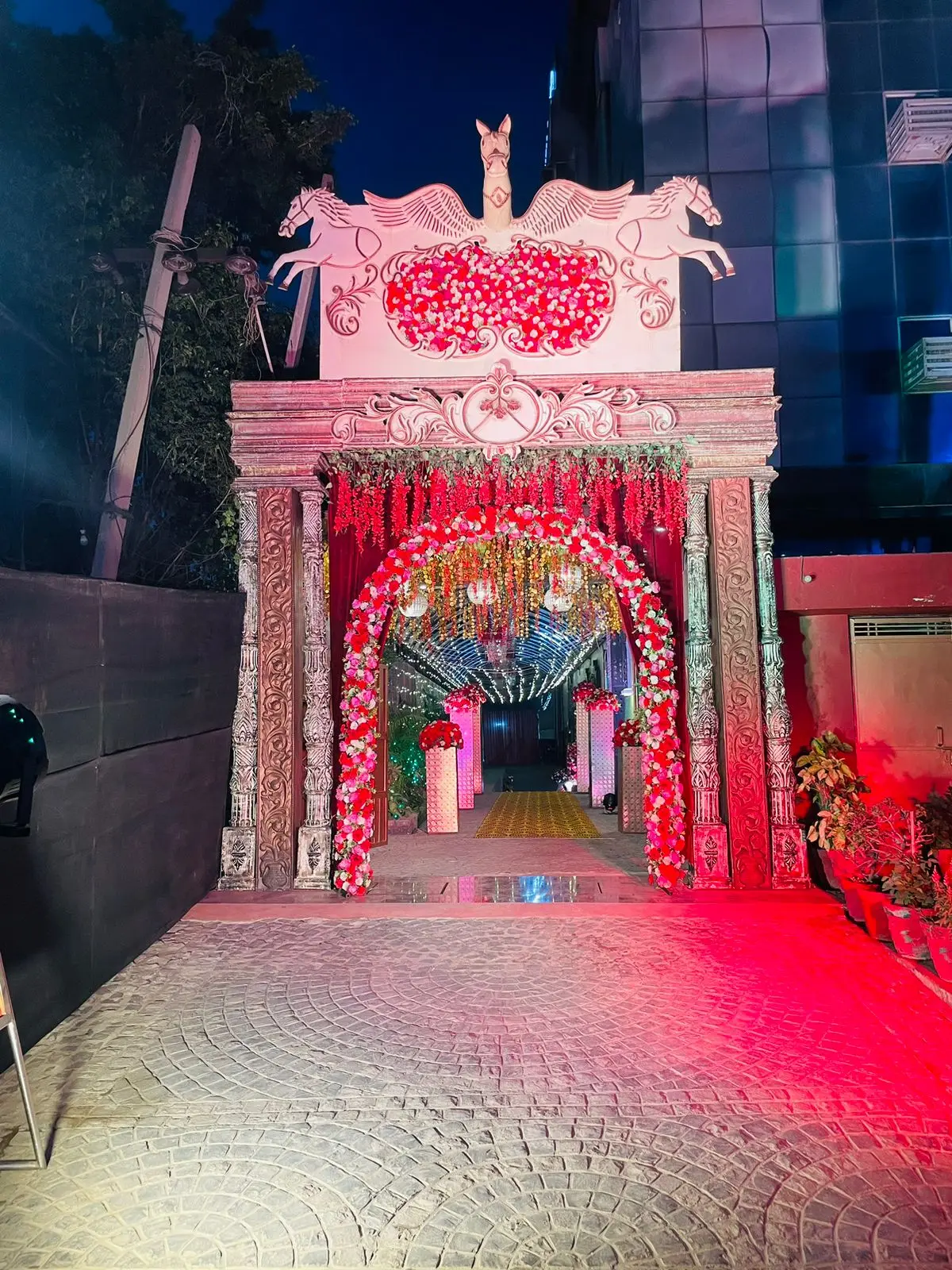 Gate